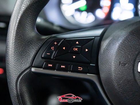 Used 2021 Nissan Sentra S image 23