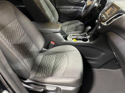 Used 2020 Chevrolet Equinox LT FWD image 15