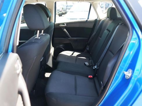 Used 2012 MAZDA MAZDA3 i Touring FWD image 14