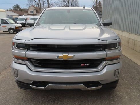 Used 2016 Chevrolet Silverado 1500 LT w/ LT Convenience Package image 10