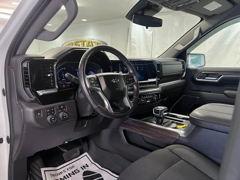 Used 2023 Chevrolet Silverado 1500 LT Trail Boss image 21