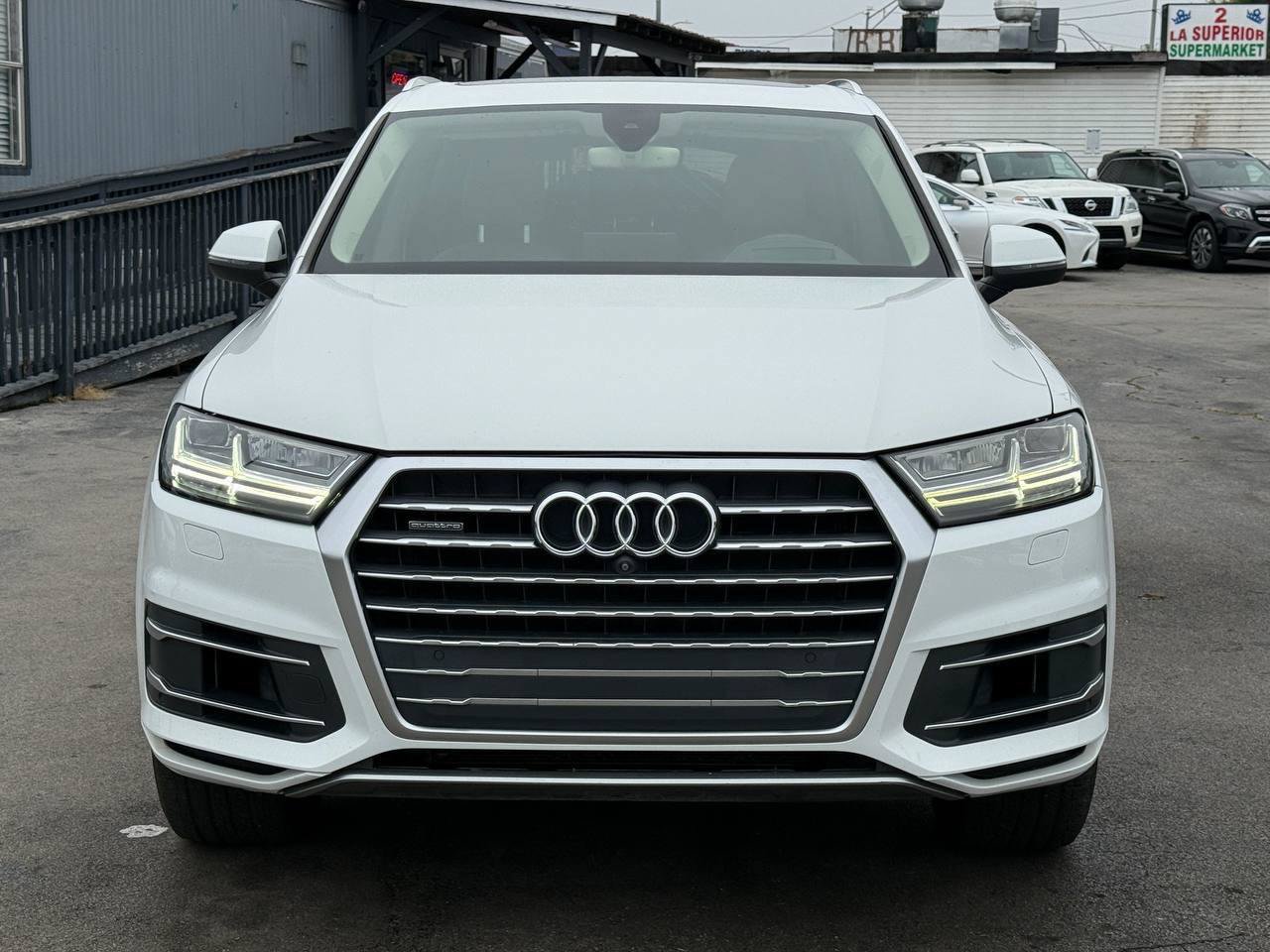 Used 2017 Audi Q7 3.0T Prestige AWD/4WD image 5