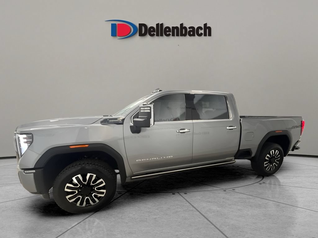 Used 2025 GMC Sierra 3500 Denali Ultimate AWD/4WD image 2