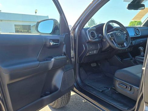 Certified 2023 Toyota Tacoma TRD Off-Road w/ Technology Package AWD/4WD image 20