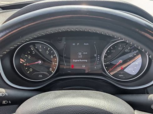 Used 2020 Jeep Compass Latitude AWD/4WD image 16