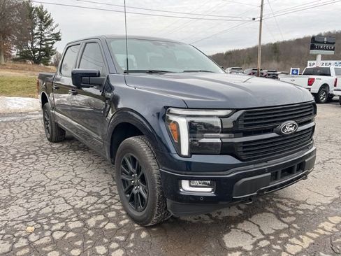 Used 2025 Ford F150 Platinum image 3
