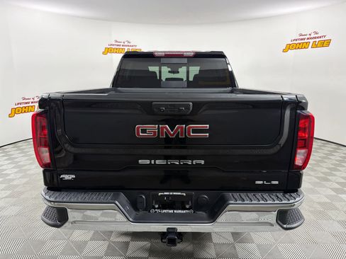 Used 2023 GMC Sierra 1500 SLE w/ Preferred Package RWD image 4