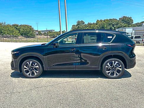 New 2026 MAZDA CX-5 Preferred AWD/4WD image 5