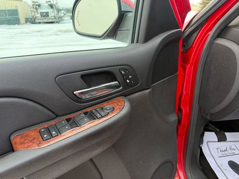 Used 2008 Chevrolet Avalanche LTZ w/ LTZ Preferred Equipment Group image 12