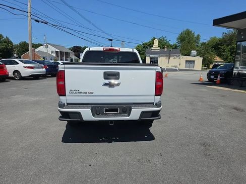 Used 2017 Chevrolet Colorado Z71 AWD/4WD image 6