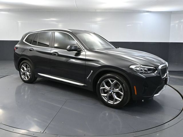 Used 2023 BMW X3 xDrive30i AWD/4WD image 1