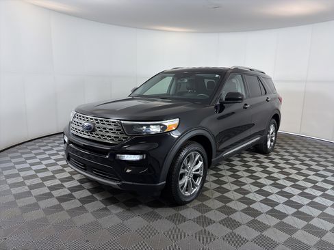 Used 2022 Ford Explorer Limited AWD/4WD image 11