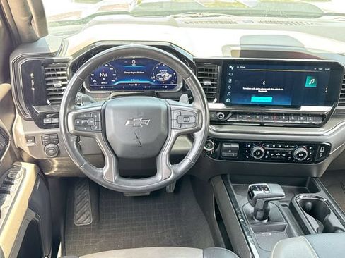 Used 2023 Chevrolet Silverado 1500 ZR2 w/ Technology Package AWD/4WD image 14