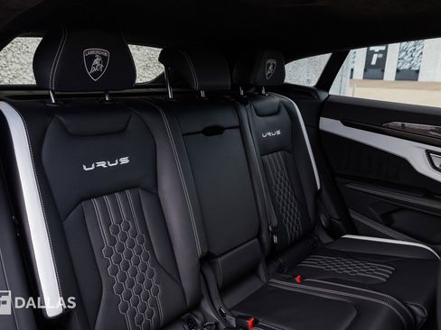 Used 2024 Lamborghini Urus S image 36