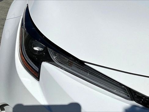 Used 2023 Toyota Corolla LE image 29