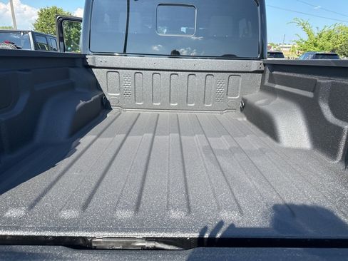 New 2025 Jeep Gladiator Sport image 12