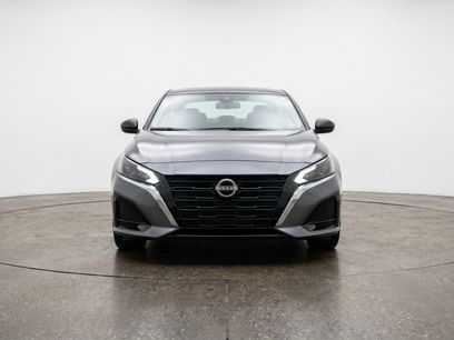 Used 2025 Nissan Altima 2.5 SV