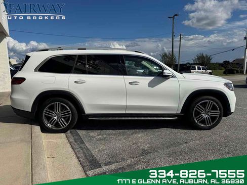 Used 2025 Mercedes-Benz GLS 450 4MATIC image 5