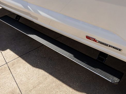 Used 2023 Ford F350 Lariat w/ Lariat Ultimate Package image 12