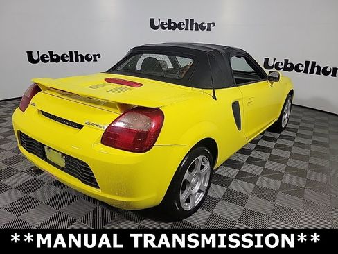 Used 2002 Toyota MR2 image 5