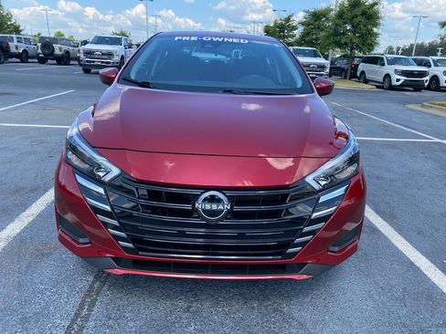Used 2025 Nissan Versa SV w/ Trunk Package FWD image 2