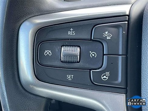 Used 2023 Chevrolet Suburban LT w/ Luxury Package image 25