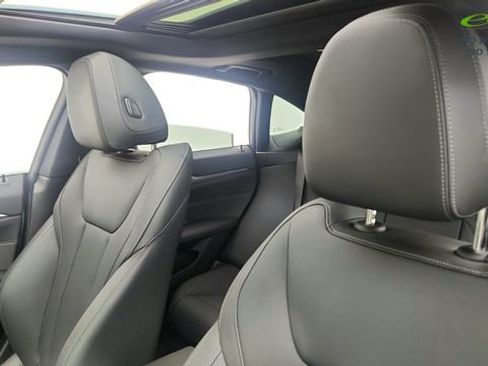 Used 2026 BMW 430i w/ Premium Package RWD image 32