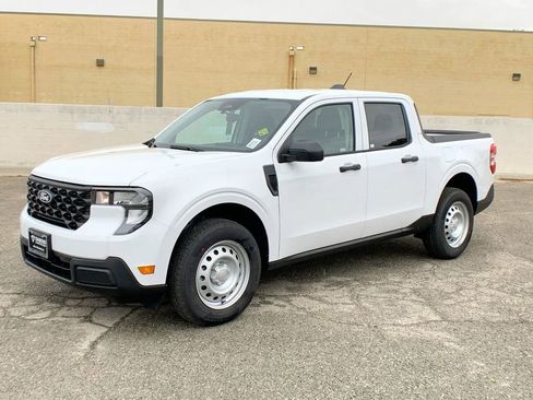 New 2025 Ford Maverick XL image 1