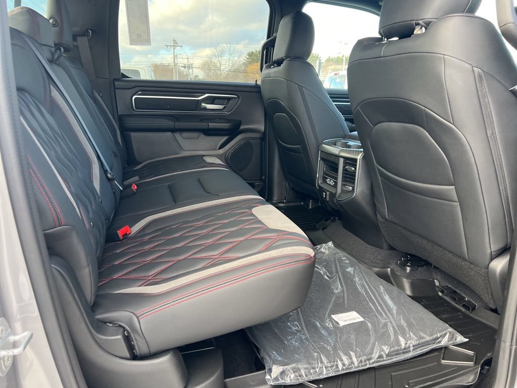 New 2026 RAM 1500 Big Horn AWD/4WD image 14