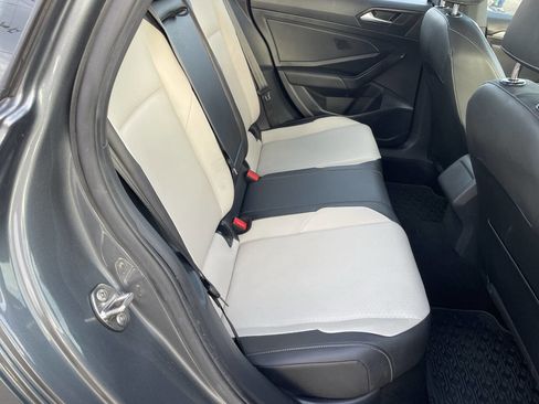 Used 2019 Volkswagen Jetta R-Line image 17