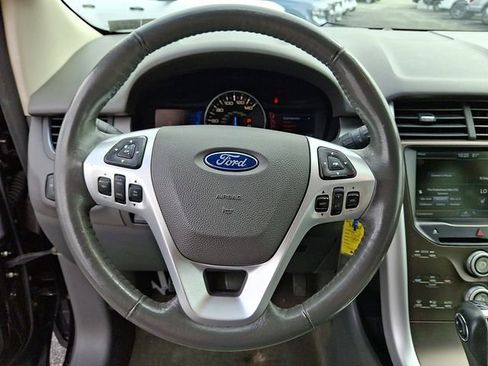 Used 2013 Ford Edge SEL FWD image 18