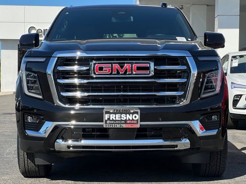 New 2026 GMC Yukon Elevation AWD/4WD image 3