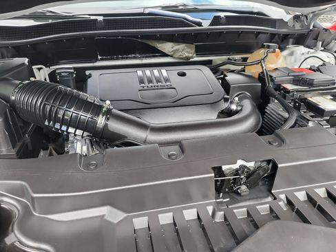 Used 2022 Chevrolet Blazer LT FWD image 26