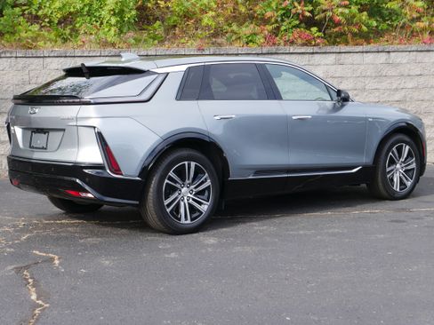 Certified 2024 Cadillac Lyriq Luxury w/ LPO, Floor Liner Package image 7