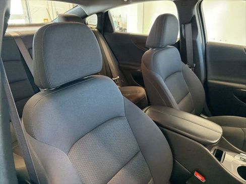 Used 2024 Chevrolet Malibu LT image 34