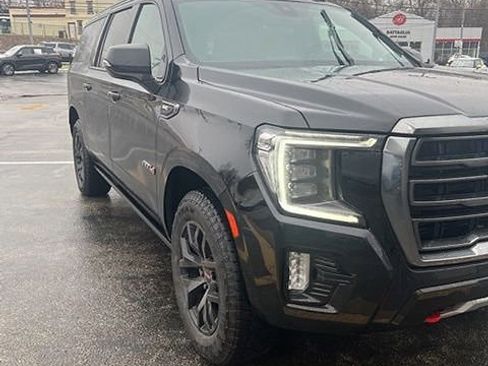 Used 2022 GMC Yukon XL AT4 w/ Max Trailering Package image 2