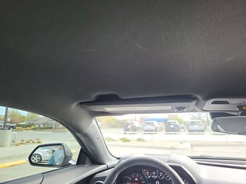 Used 2017 Chevrolet Camaro SS RWD image 11