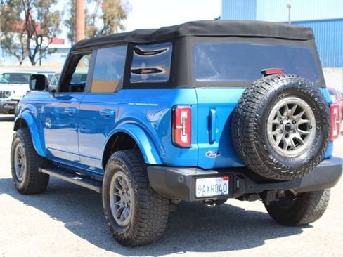 Used 2022 Ford Bronco Outer Banks image 3