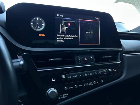 Used 2022 Lexus ES 350 w/ Accessory Package 2 FWD image 22