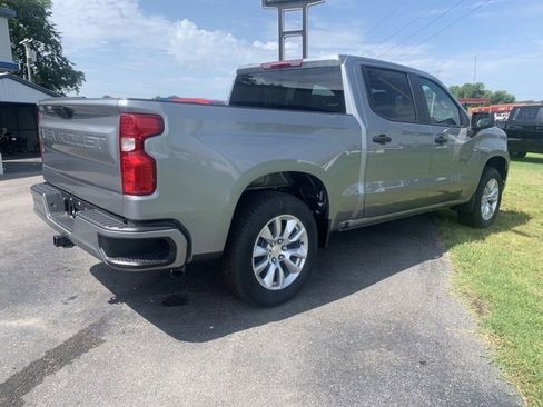 New 2025 Chevrolet Silverado 1500 Custom image 5