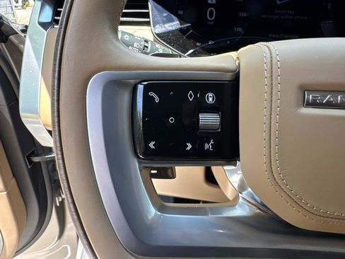 Certified 2025 Land Rover Range Rover Autobiography AWD/4WD image 33