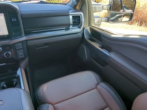 Certified 2024 Ford F350 King Ranch image 15