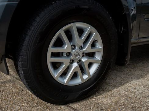 Used 2019 Nissan Frontier SV w/ Value Truck Package image 14