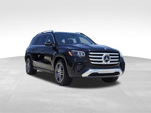 Used 2025 Mercedes-Benz GLS 450 4MATIC image 1