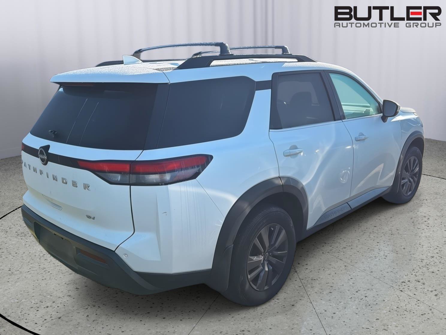 Used 2022 Nissan Pathfinder SV FWD image 8