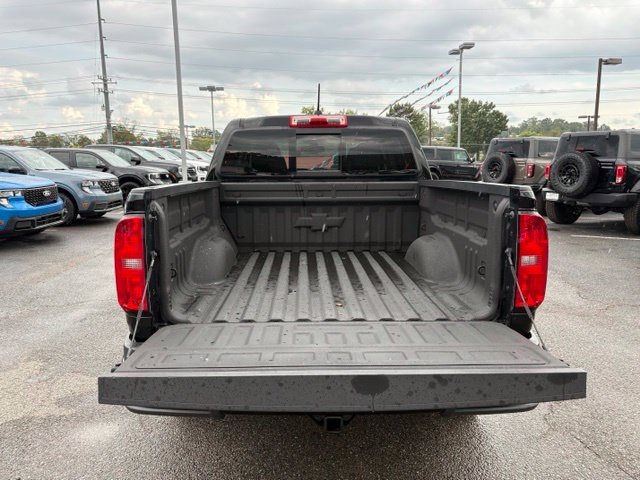 Used 2022 Chevrolet Colorado Z71 w/ Z71 Midnight Edition AWD/4WD image 30