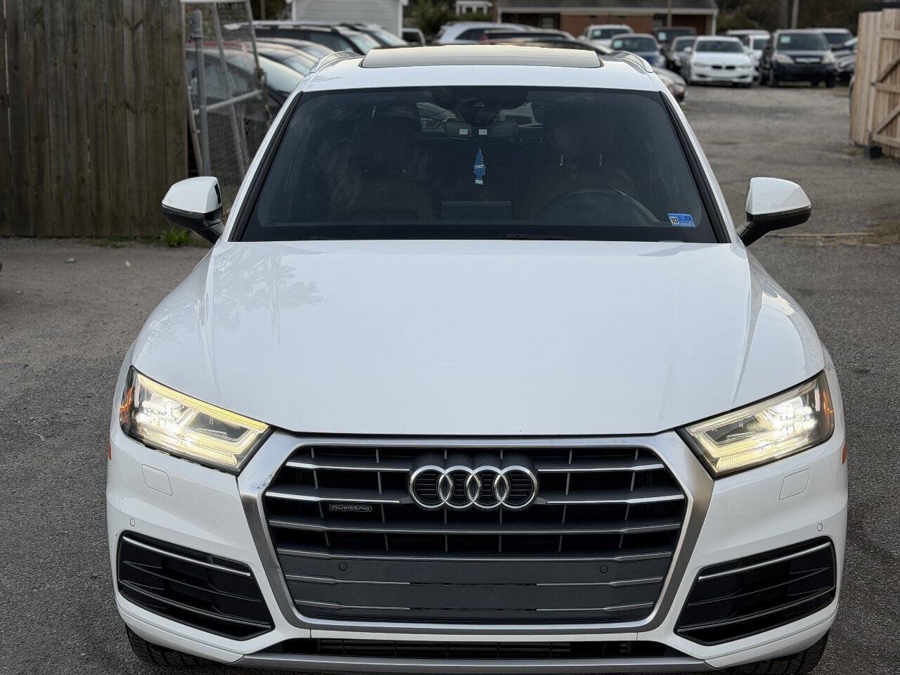 Used 2018 Audi Q5 2.0T Premium Plus w/ Premium Plus Package AWD/4WD image 4