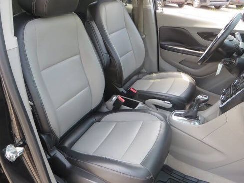 Used 2015 Buick Encore Leather AWD/4WD image 28
