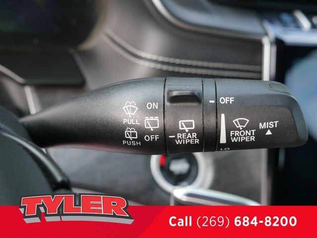Used 2024 Jeep Grand Cherokee Limited 4xe AWD/4WD image 24