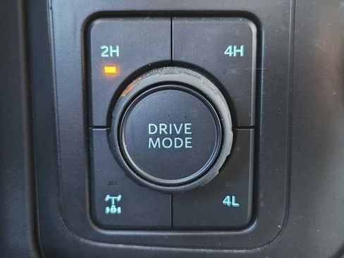 Used 2024 Ford F250 XL image 19